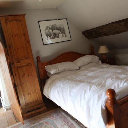 Raglan Medieval Cottage In Rural Monmouthshire. מראה חיצוני תמונה